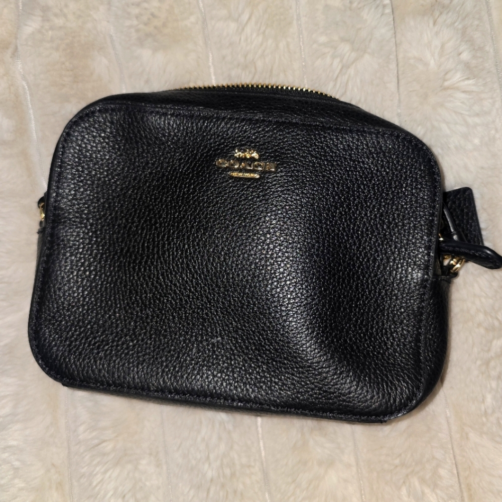 Good condition authentic coach crossbody bag